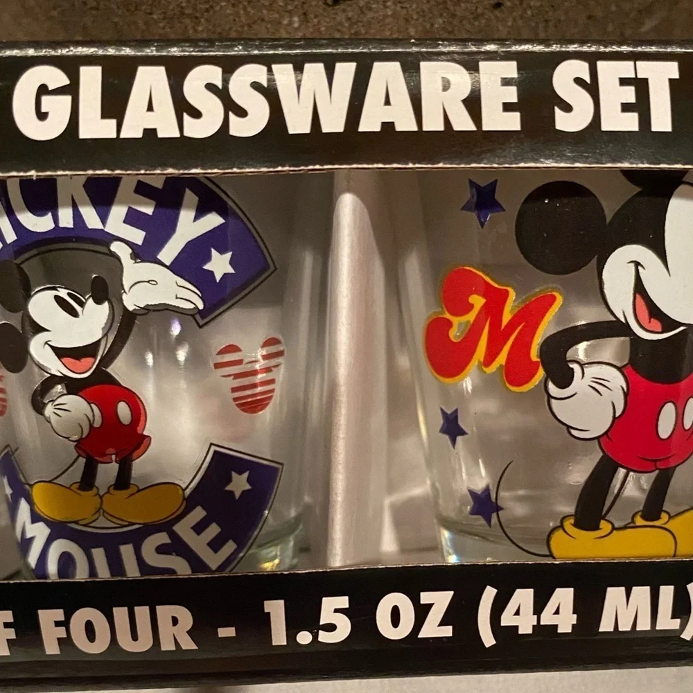 Disney Mickey Mouse Collector Glassware Set  4 Licensed Shot Glasses 1.5…